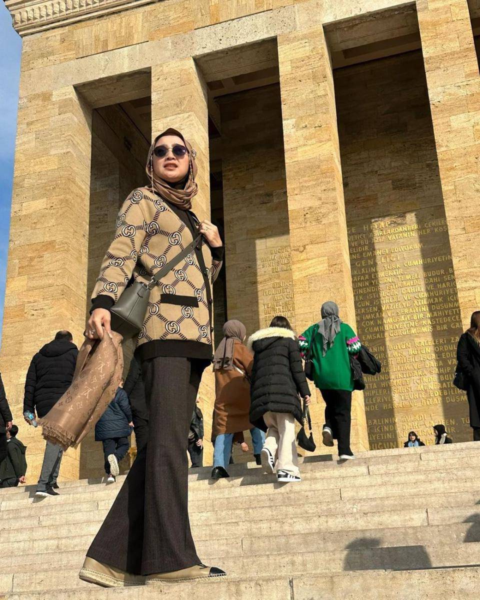 potret Desy Ratnasari di Turki (instagram.com/desyratnasariterdepan)