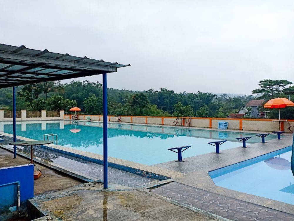 Kolam Renang Tirta Hikmah (dok. Google Maps/imi ismi)