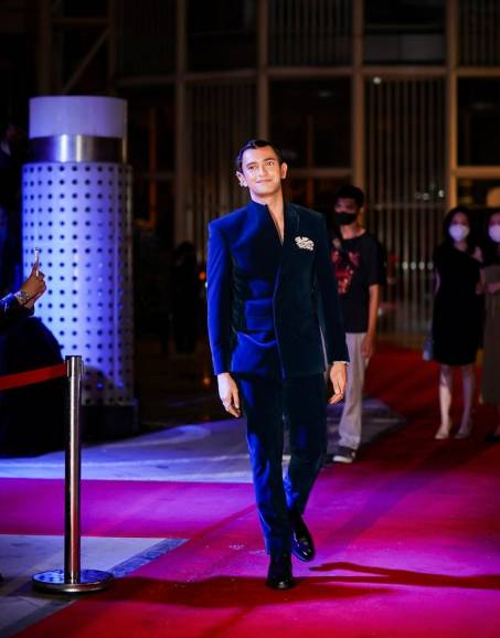 Potret Omar Daniel saat menghadiri Gala Premier Film Qorin (instagram.com/omardaniel)