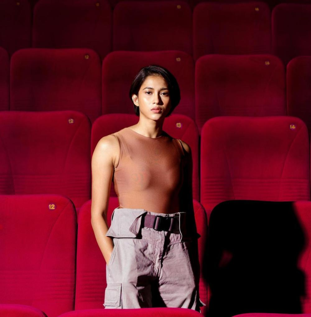 Aghniny Haque, Pemain Film Qorin yang Berprestasi dan Multitalenta