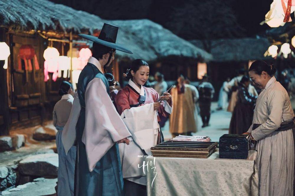 potret Lee Soo Hyuk dan Kim Hee Sun dalam drama Tomorrow (instagram.com/mbcdrama_now)