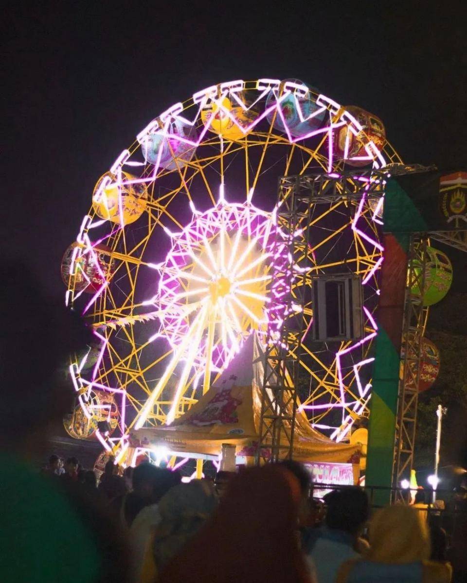 Alun-alun Ngawi (instagram.com/aboutngawi)