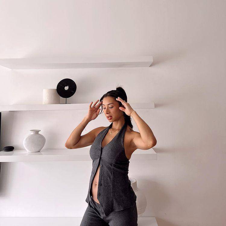 Jennifer Bachdim dengan baby bump anak keempat (instagram.com/jenniferbachdim)