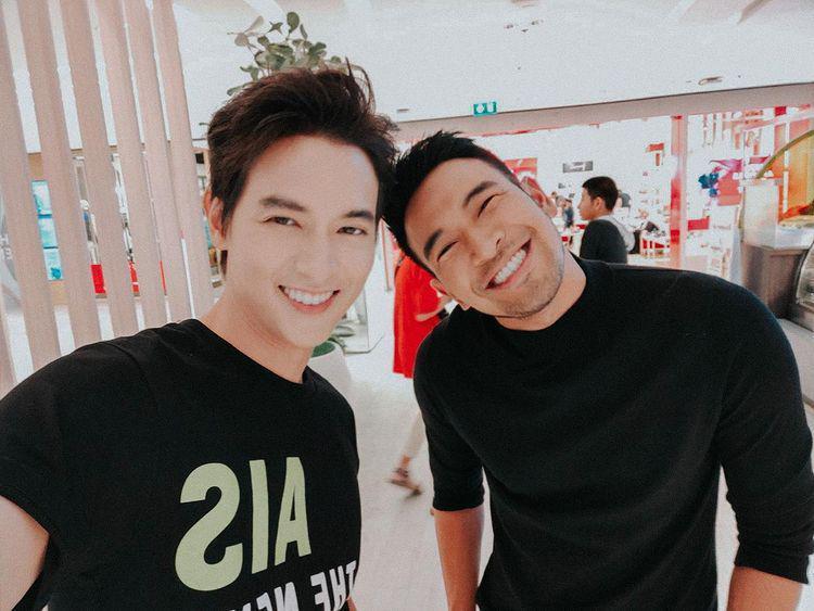 10 Potret Persahabatan James Jirayu dan Great Warintorn, Bak Saudara!