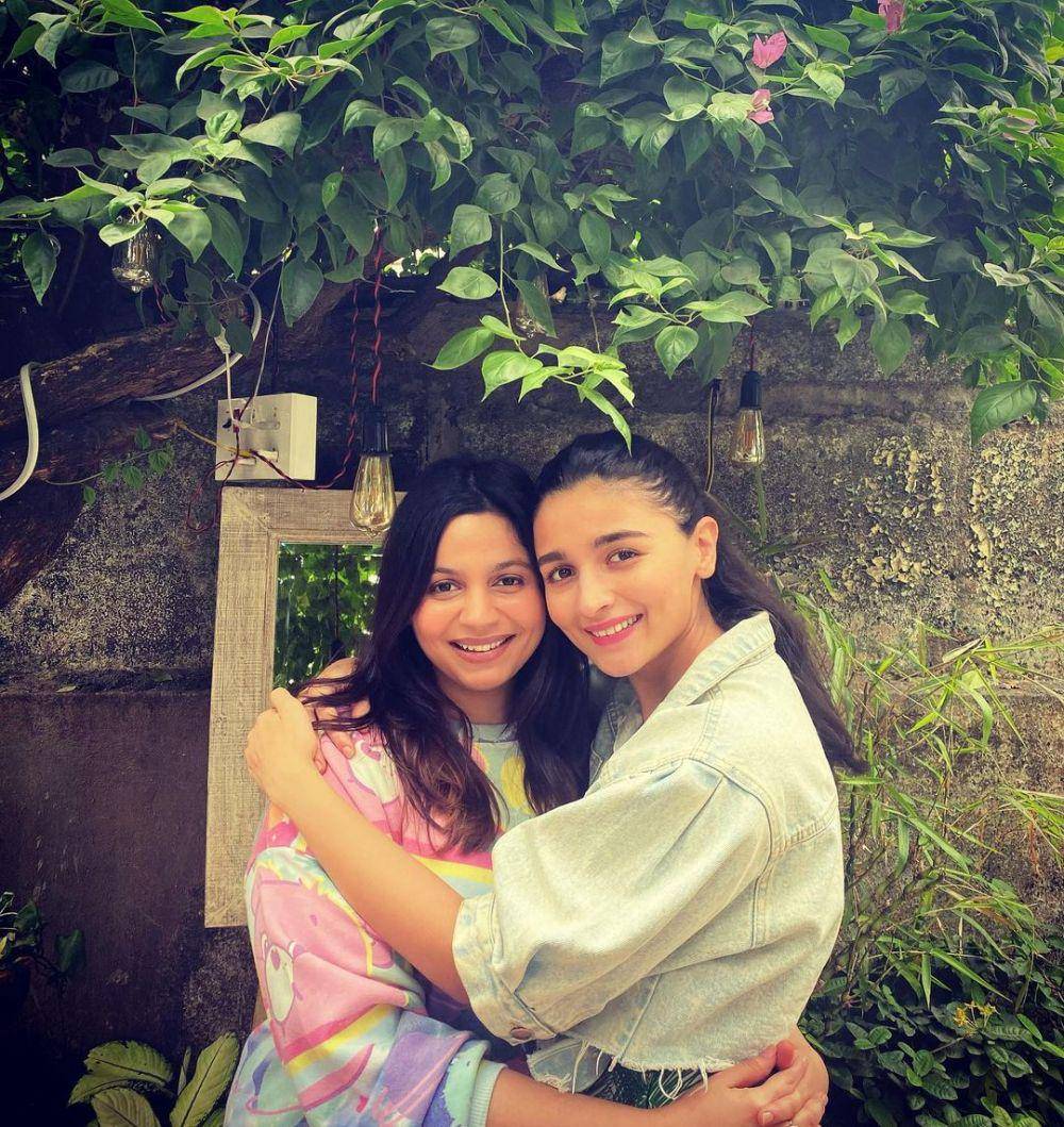 Alia dan Shaheen Bhatt. (insatgram.com/shaheenb)