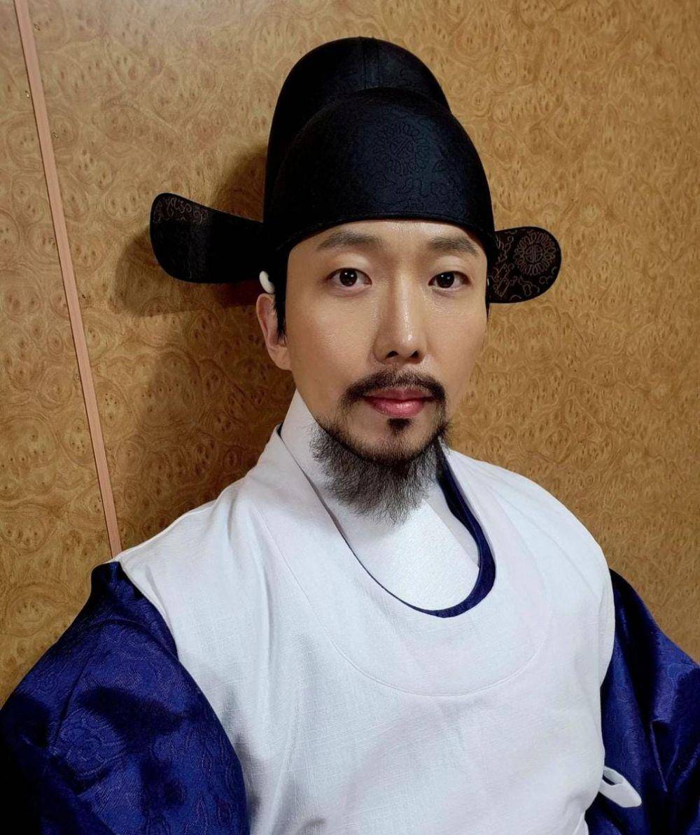 Kim Jae Bum di drama Under The Queen's Umbrella (instagram.com/jaebum1201)
