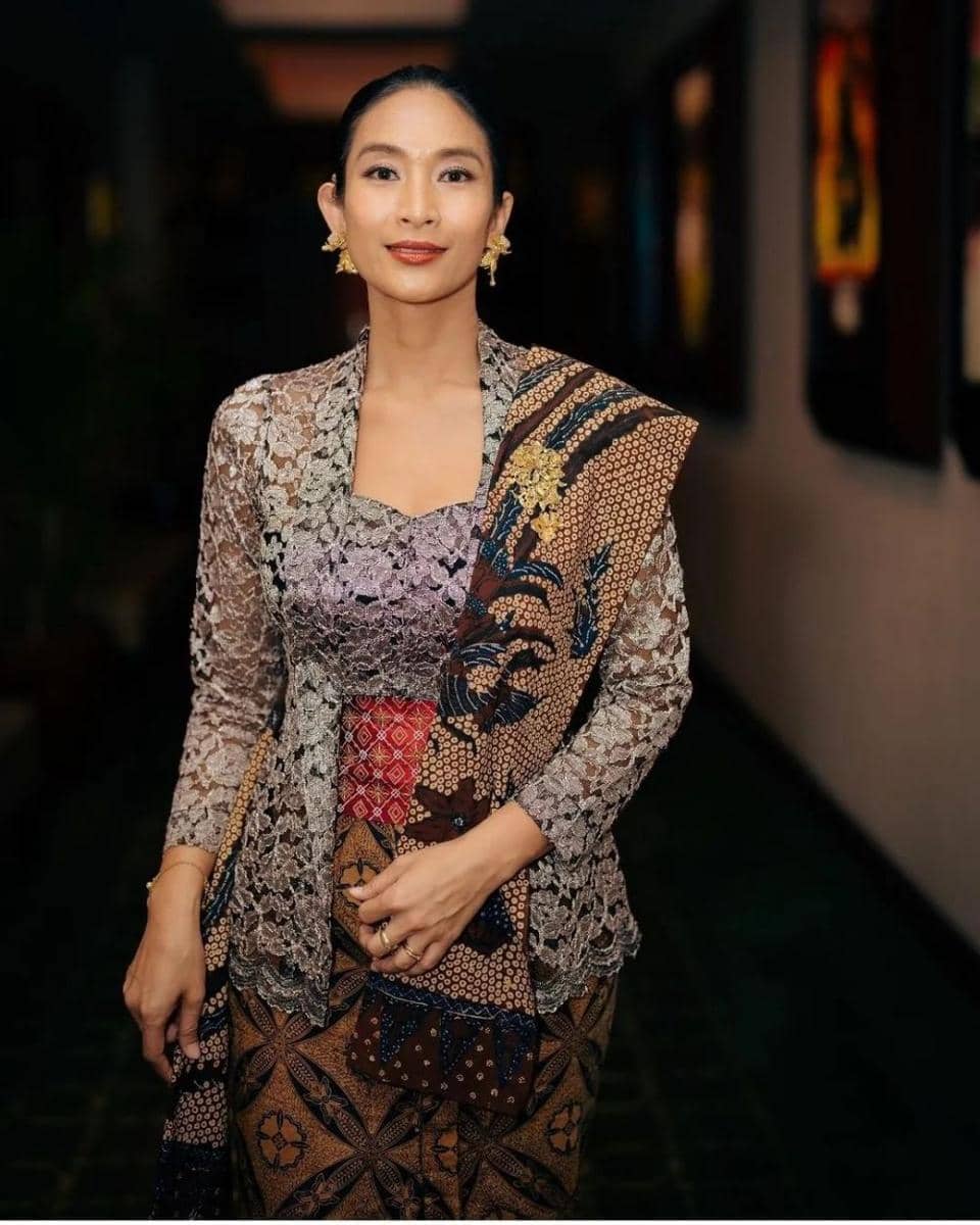 kebaya karya Didiet Maulana (instagram.com/didietmaulana)