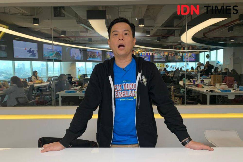 Ernest Prakasa di IDN Media HQ, Jakarta pada Selasa (29/11/2022) (IDN Times/Rafifa Shabira)