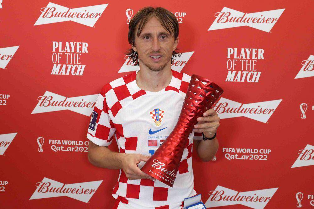 Luka Modric (twitter.com/HNS_CFF)