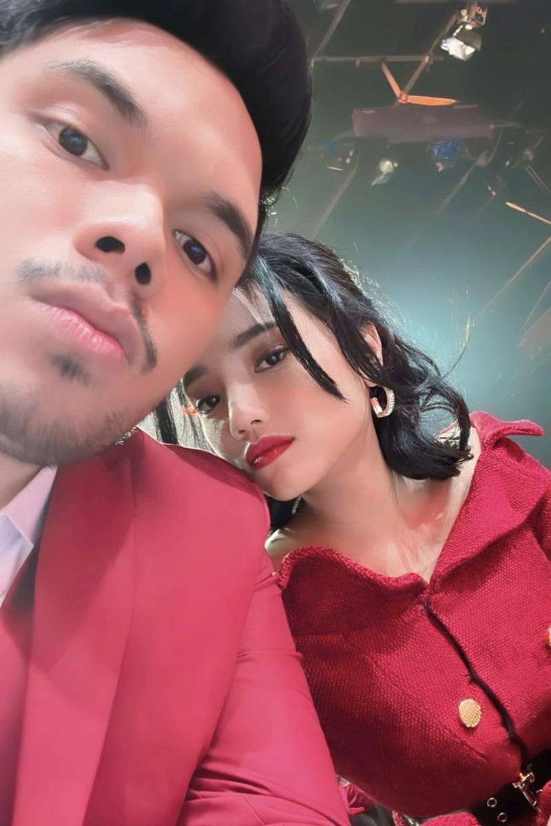 foto selfie fuji dan thoriq di acara silet awards (instagram.com/thariqhalilintar)