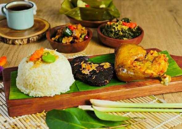 Nasi Timbel (instagram.com/eceukokomsunda)
