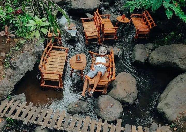 Pemandangan Kopi Keceh dari atas. (Instagram.com/yoopomalang)