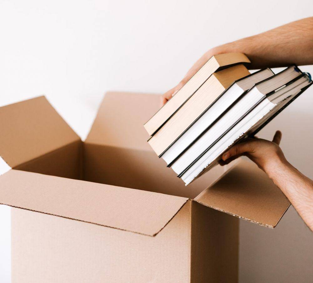 ilustrasi giveaway buku (pexels.com/Karolina Grabowska)
