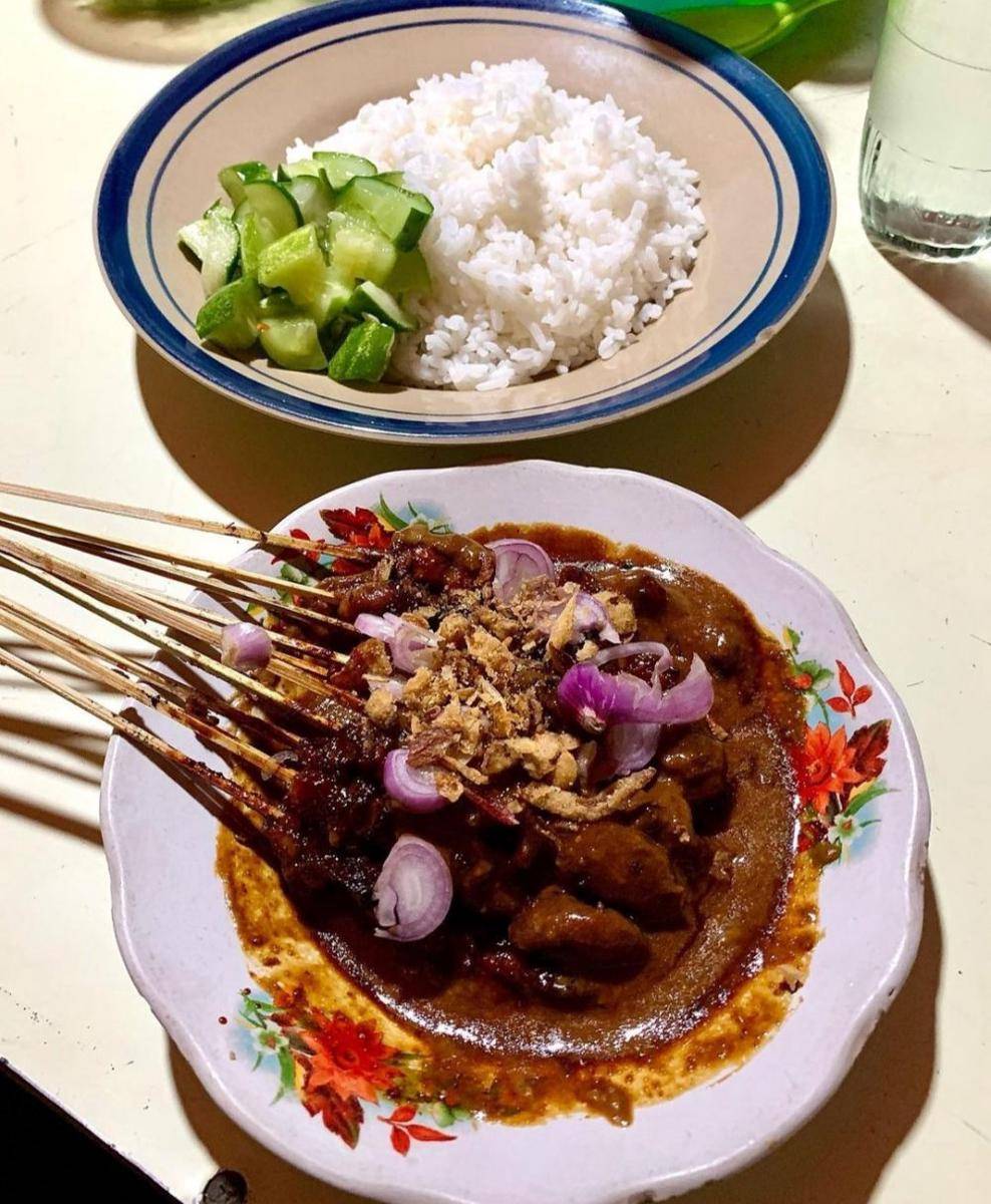 sate madura (instagram.com/sydhikdeanlimargana)