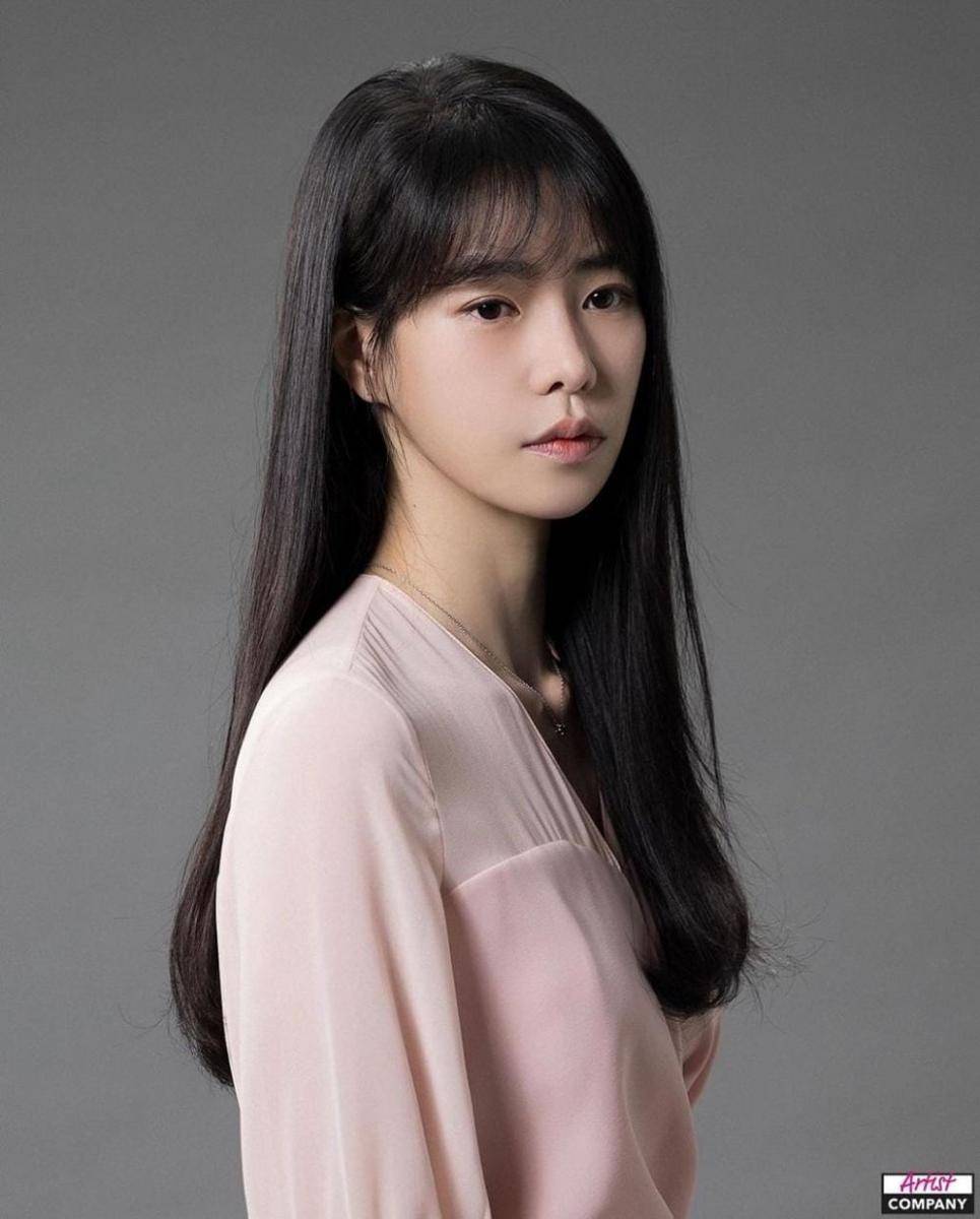 Im Ji Yeon (instagram.com/limjjy2)