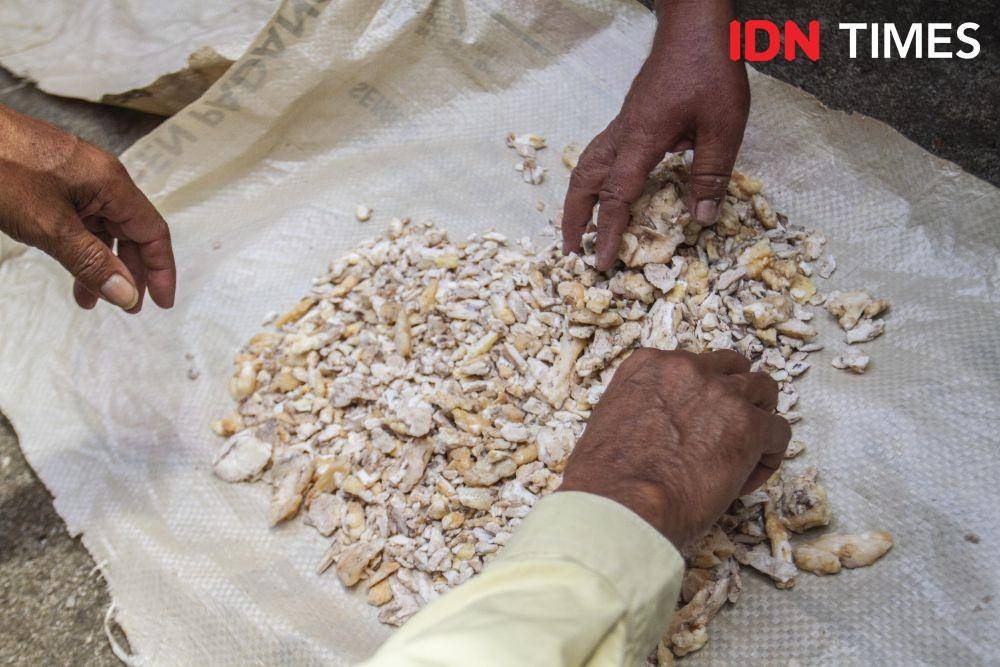 Kemenyan bahan baku parfum mewah