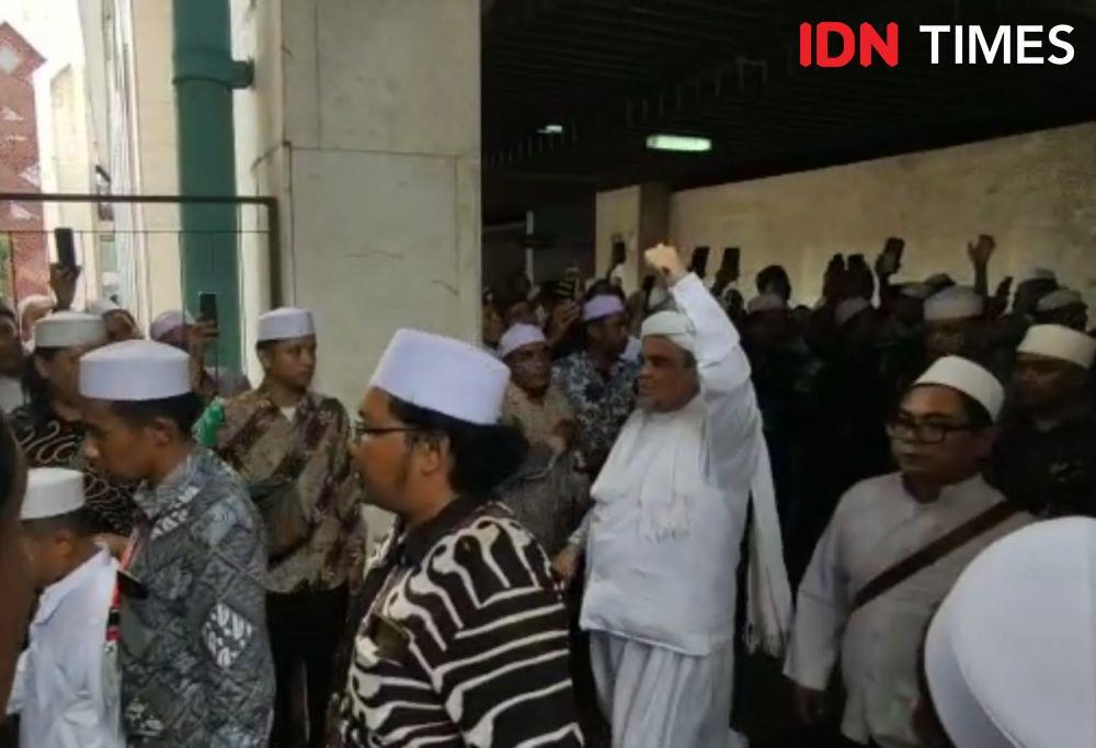 Rizieq Shihab Minta Massa Reuni 212 Tak Datangi Rumahnya