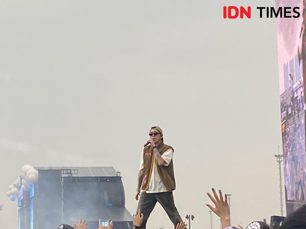 11 Potret Aksi ZICO di HITC Jakarta, Nyanyi Any Song dan Okey Dokey