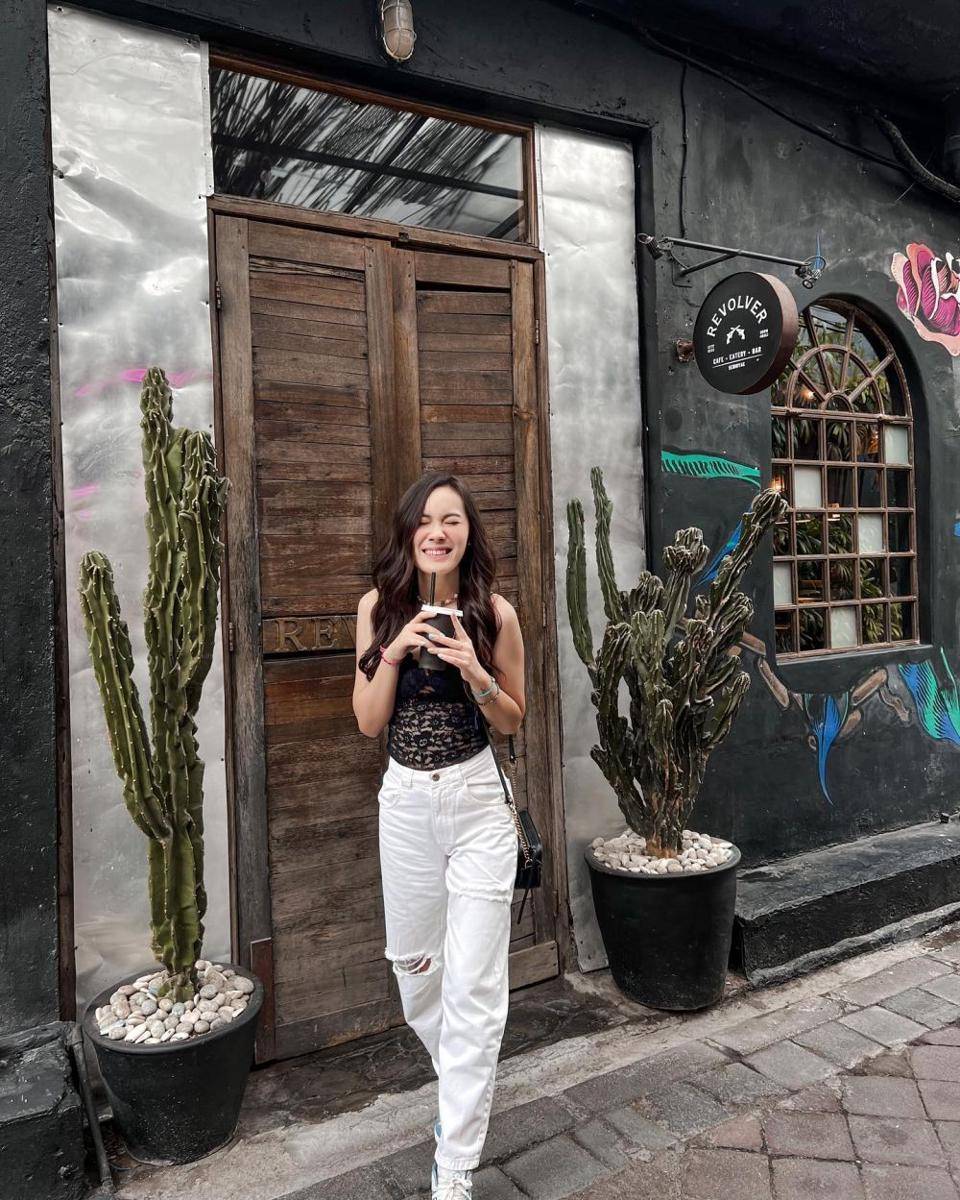 OOTD ala Jennifer Eve (instagram.com/jennifereve99)
