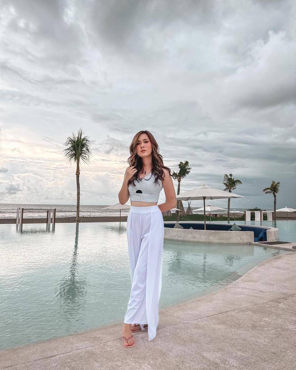 OOTD ala Jennifer Eve (instagram.com/jennifereve99)