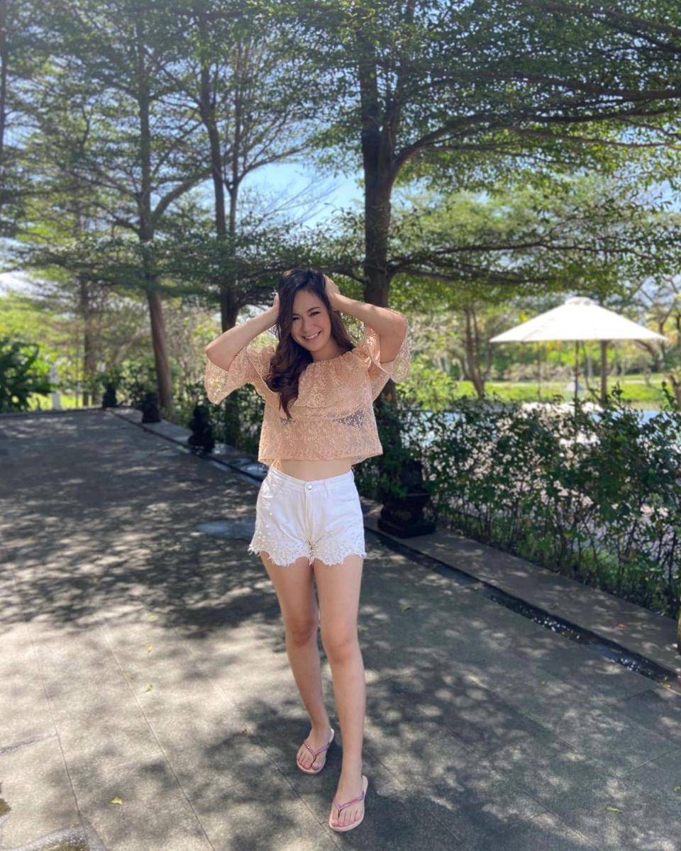 OOTD ala Jennifer Eve (instagram.com/jennifereve99)