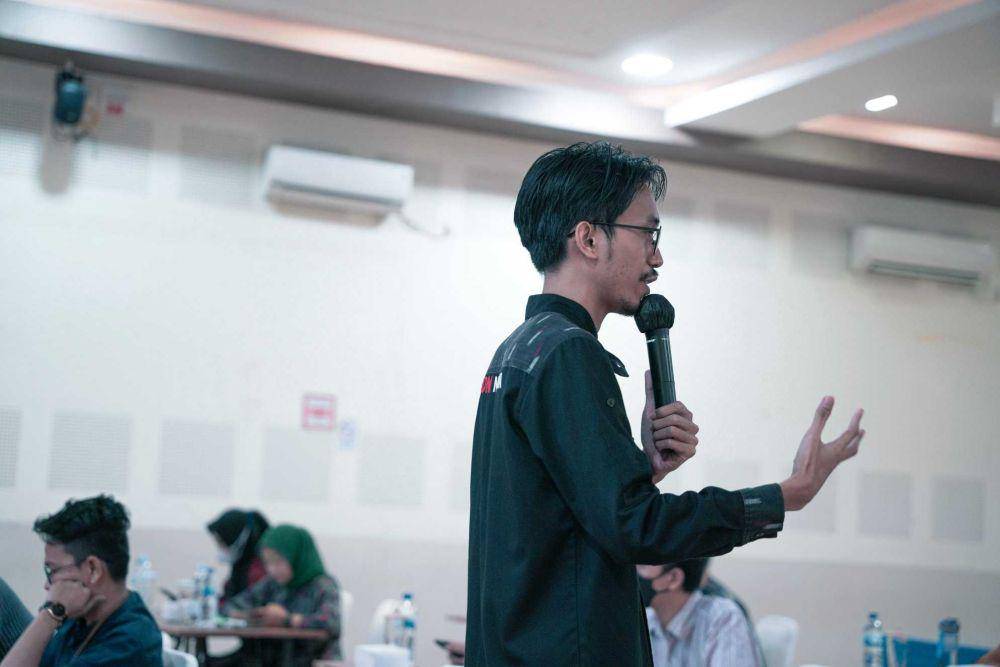 Donny Andrian di acara Pelatihan Jurnalistik dan Content Creator IDN Times-Inalum (dok.IDNTimes/Dayu Yudana/bt)