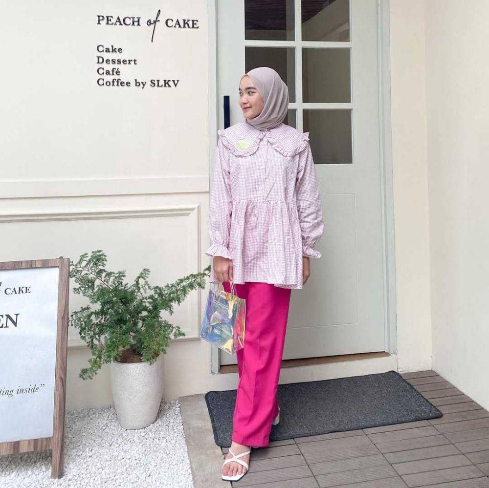 Potret OOTD (Instagram.com/karinasanti)