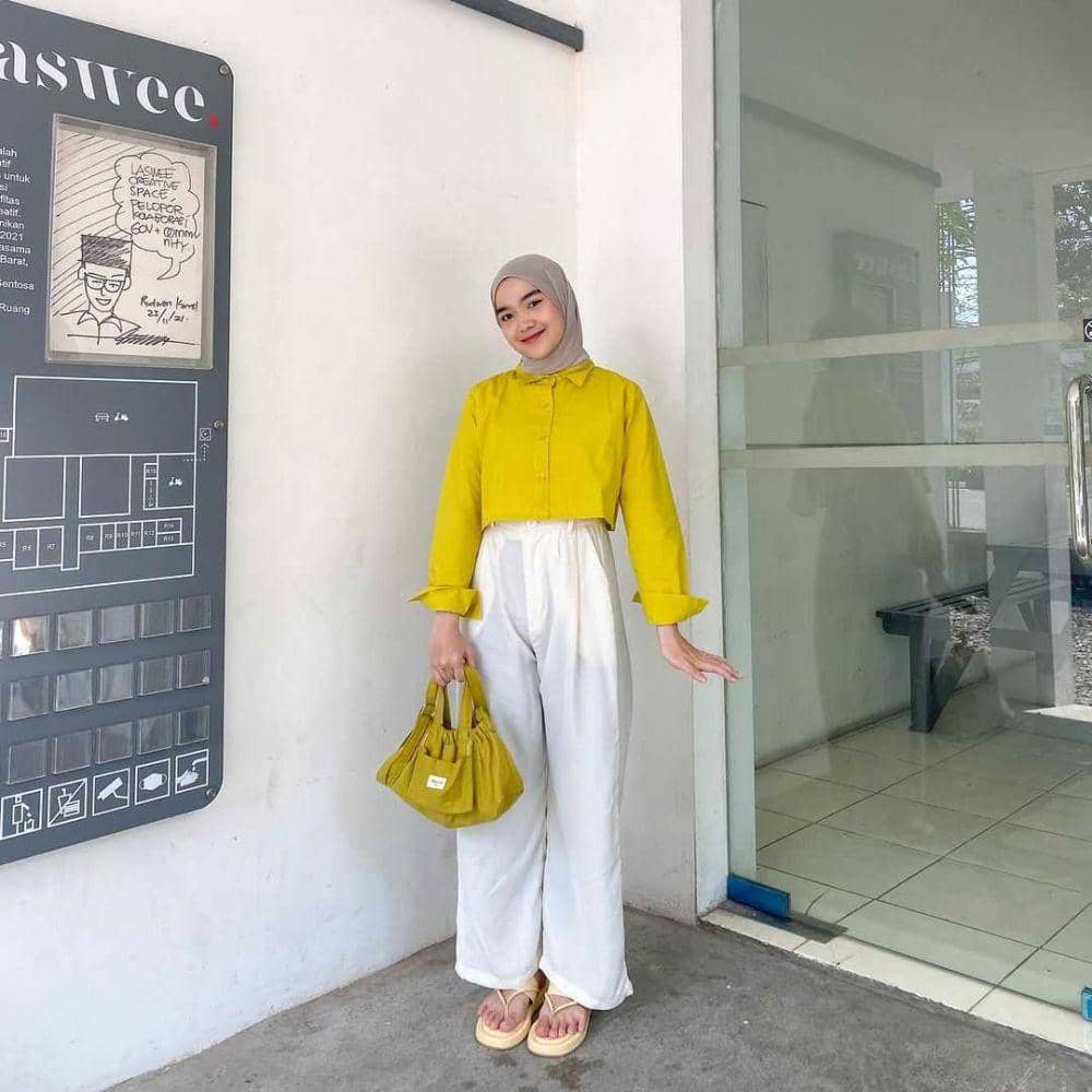 Potret OOTD (instagram.com/karinasantii)