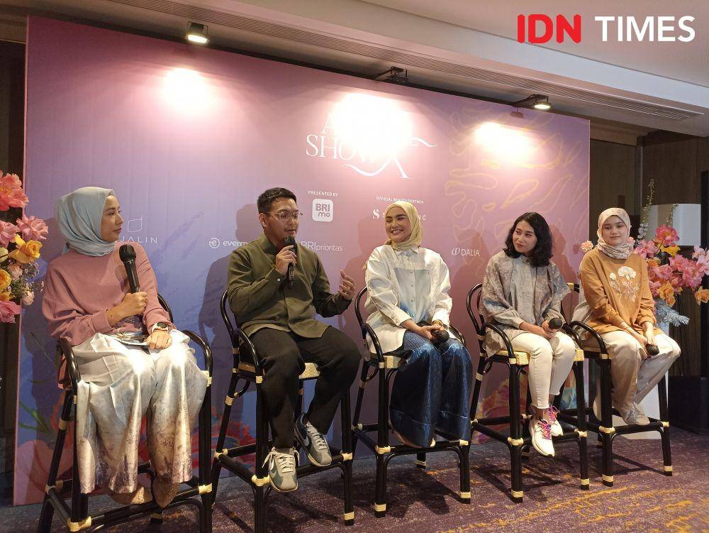 Press Conference pagelaran The Annual Show X RiaMiranda di Hotel Intercontinental Pondok Indah. 2 Desember 2022. (IDN Times/M. Tarmizi Murdianto)