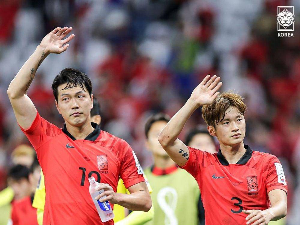 Kim Young Gwon dan Kim Jin Su di Piala Dunia 2022 (instagram.com/thekfa)