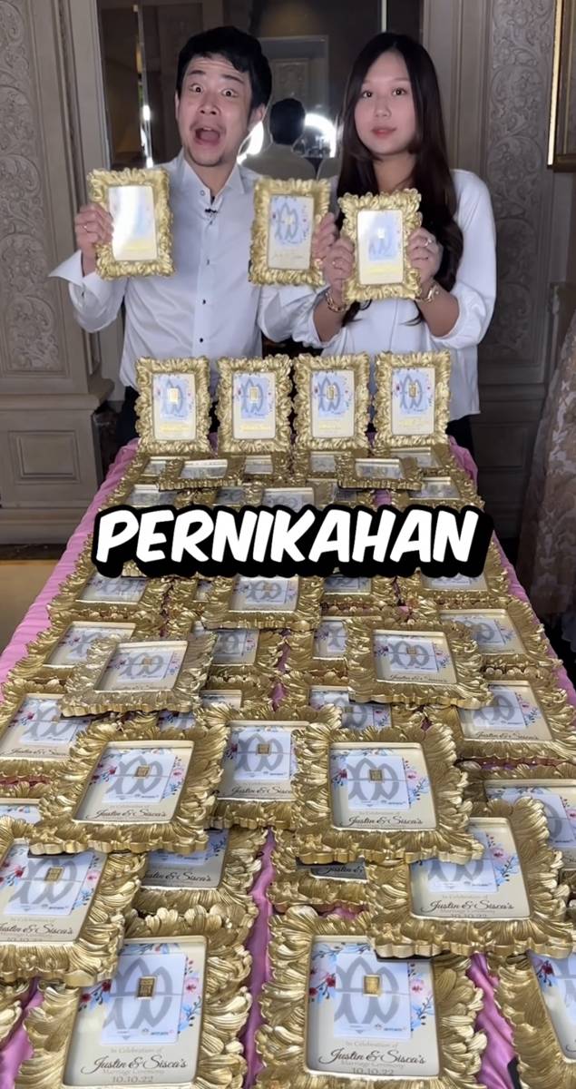 potret Jess No Limit dan Sisca Kohl bagi-bagi emas (instagram.com/siscakohl)