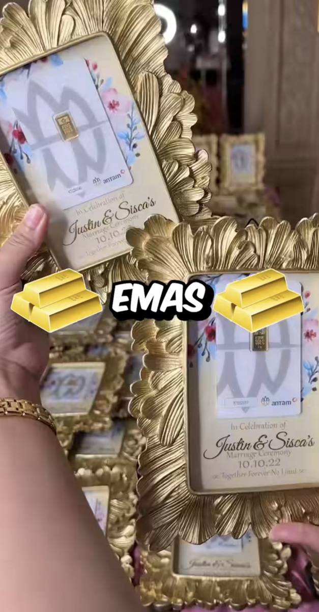 potret Jess No Limit dan Sisca Kohl bagi-bagi emas (instagram.com/siscakohl)