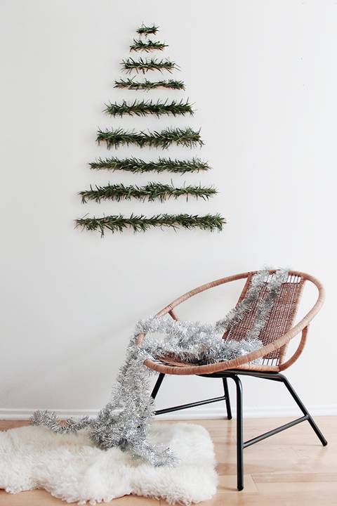 Ide DIY pohon natal. (almostmakesperfect.com)