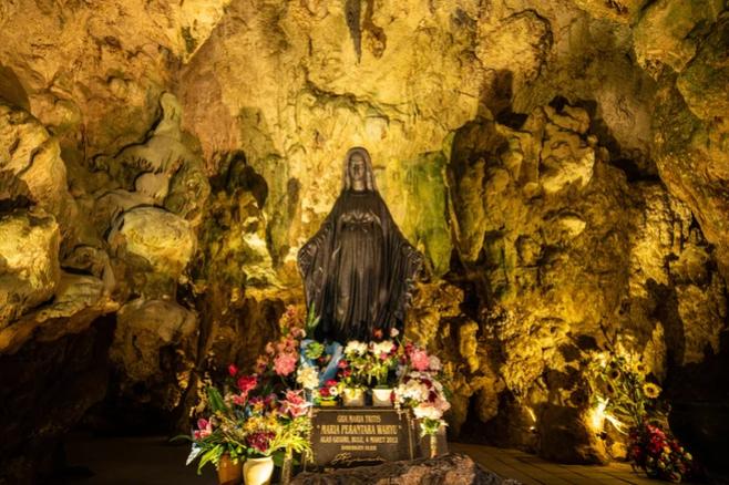 5 Keunikan Gua Maria Tritis di Gunung Kidul