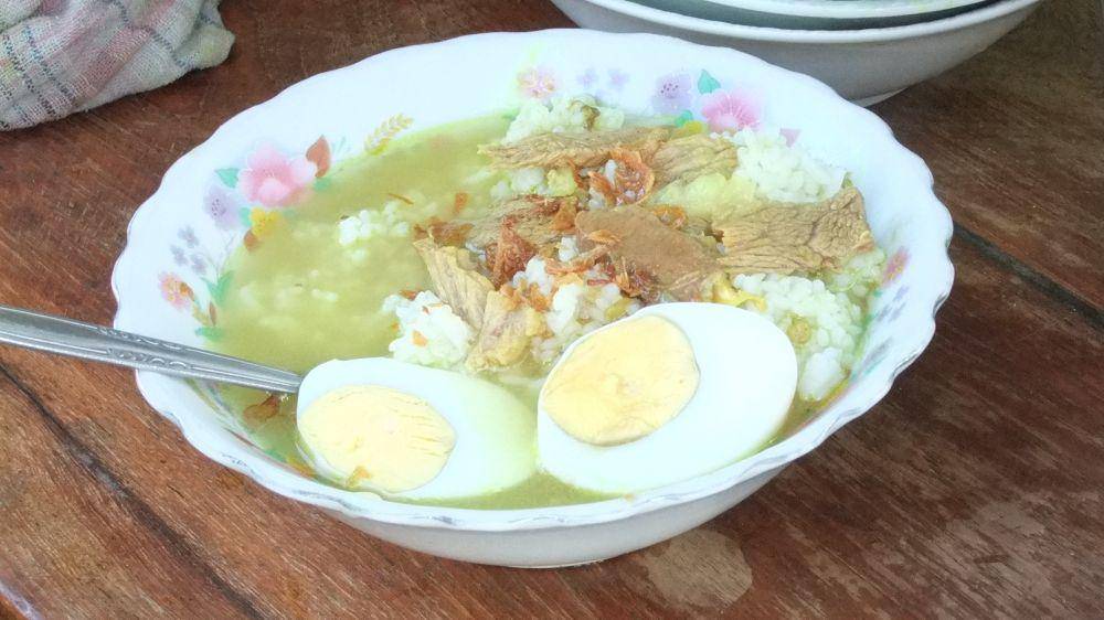 Soto Daging Madura (commons.wikimedia.org/Sakurai Midori)