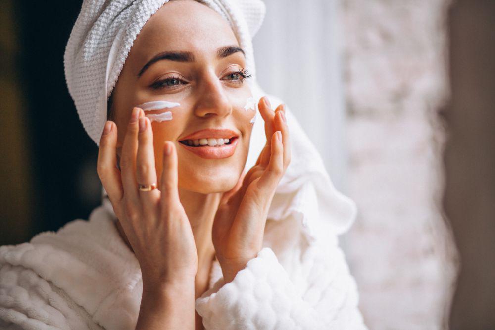 7 DIY Masker yang Bisa Bikin Wajah Kamu Bercahaya