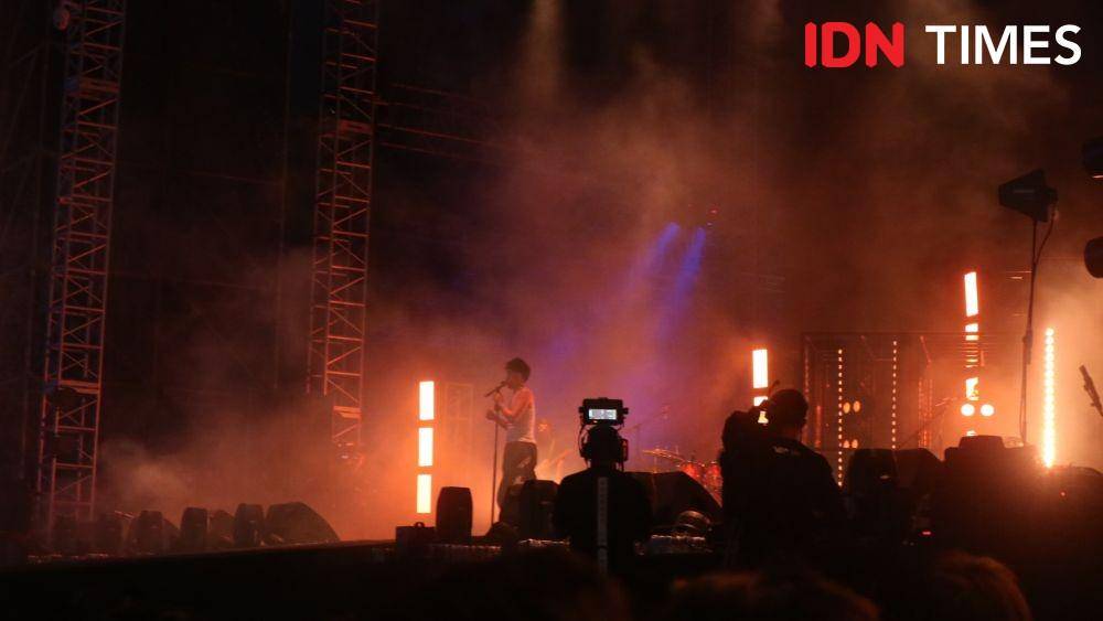 Rich Brian di Head in the Clouds, Minggu (4/11/2022) (IDN Times/Ines Sela Melia)