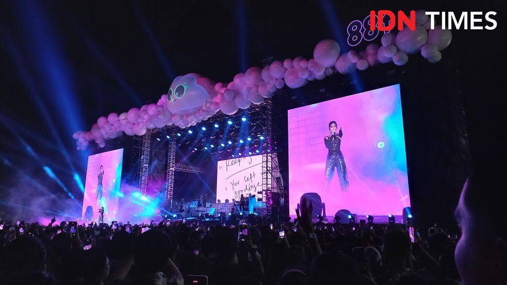 Niki di Head in the Clouds, Sabtu (3/12/2022) (dok. IDN Times/Ines Sela Melia)