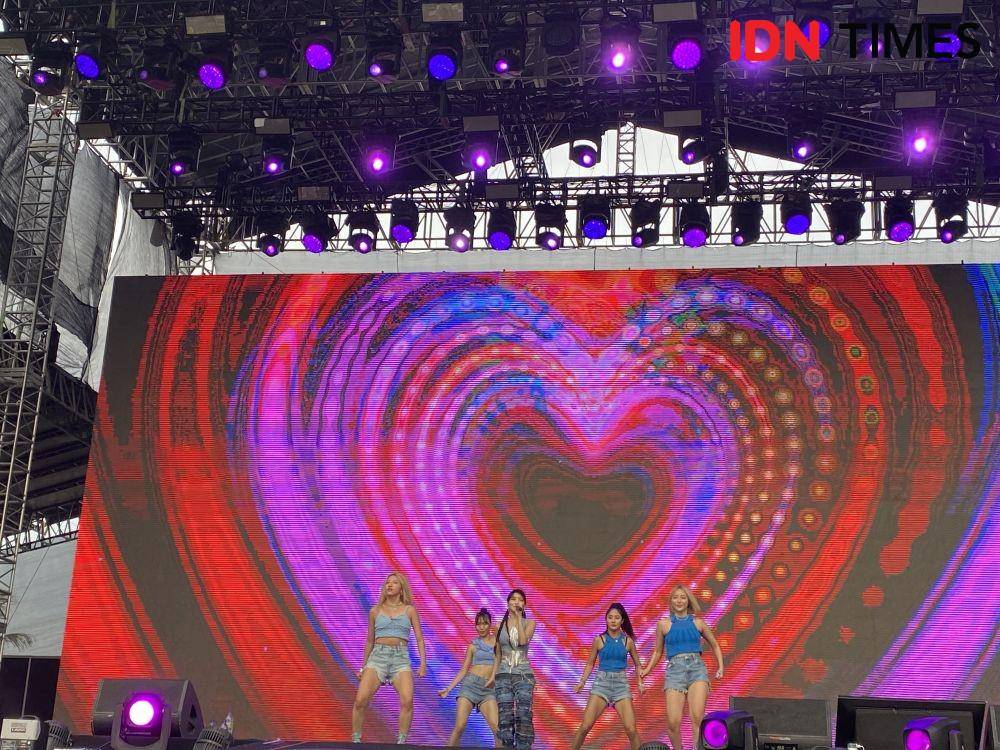 potret manggung chungha (dok.idntimes/stephanierisyana)