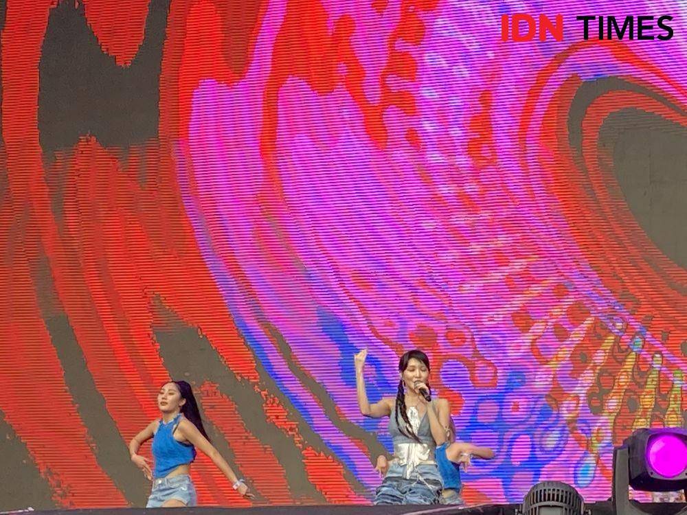 potret manggung chungha (dok.idntimes/stephanierisyana)