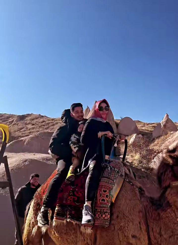 potret keluarga Adly Fairuz di Turki (instagram.com/angbeenrishi)