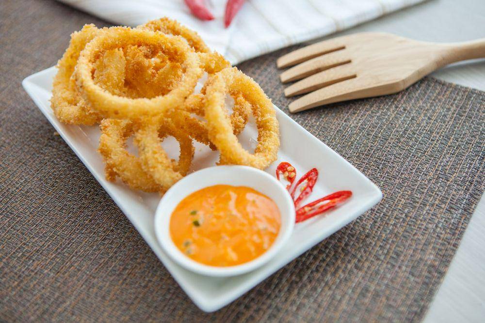 Ilustrasi onion rings (unsplash.com/satria setiawan)