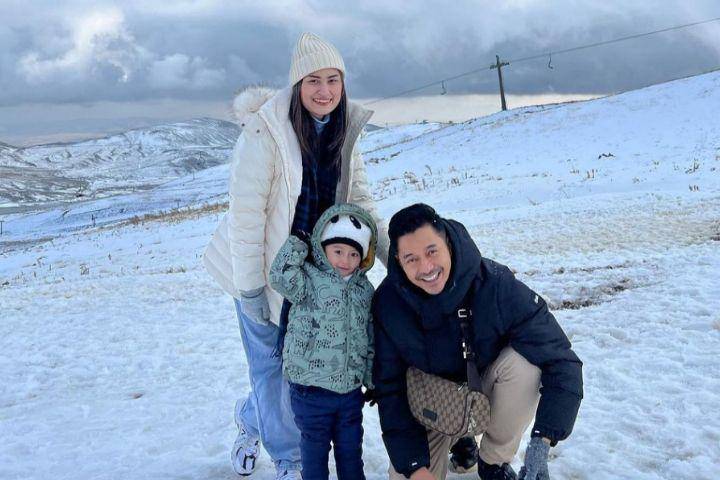potret keluarga Adly Fairuz di Turki (instagram.com/angbeenrishi)