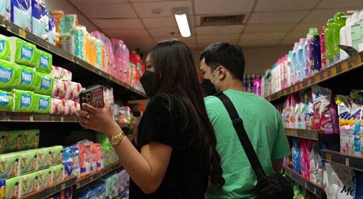 Jess No Limit dan Sisca Kohl belanja bulanan. (youtube.com/Jess No limit)