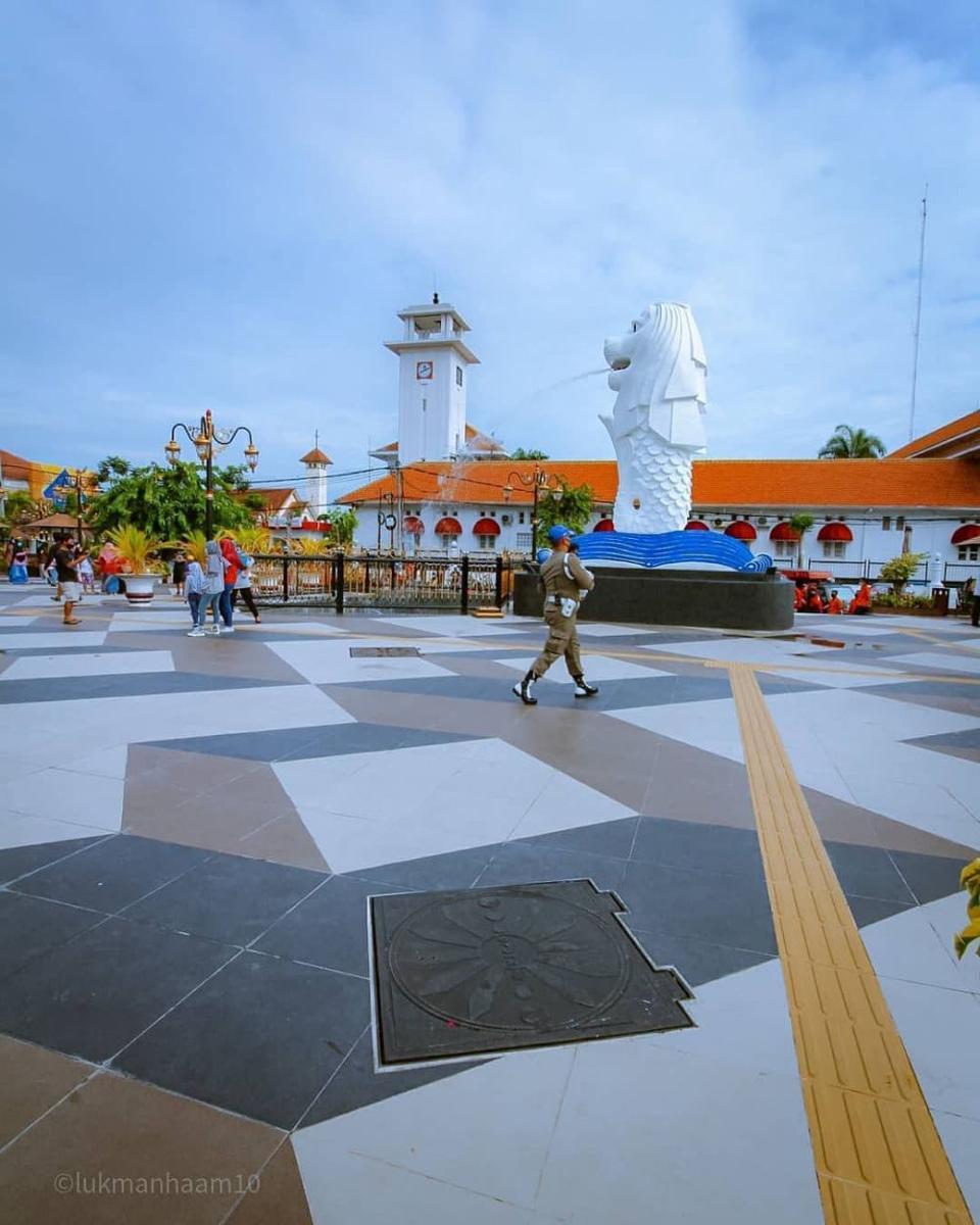 Merlion di PSC Madiun (instagram.com/ngetrip.madiun)