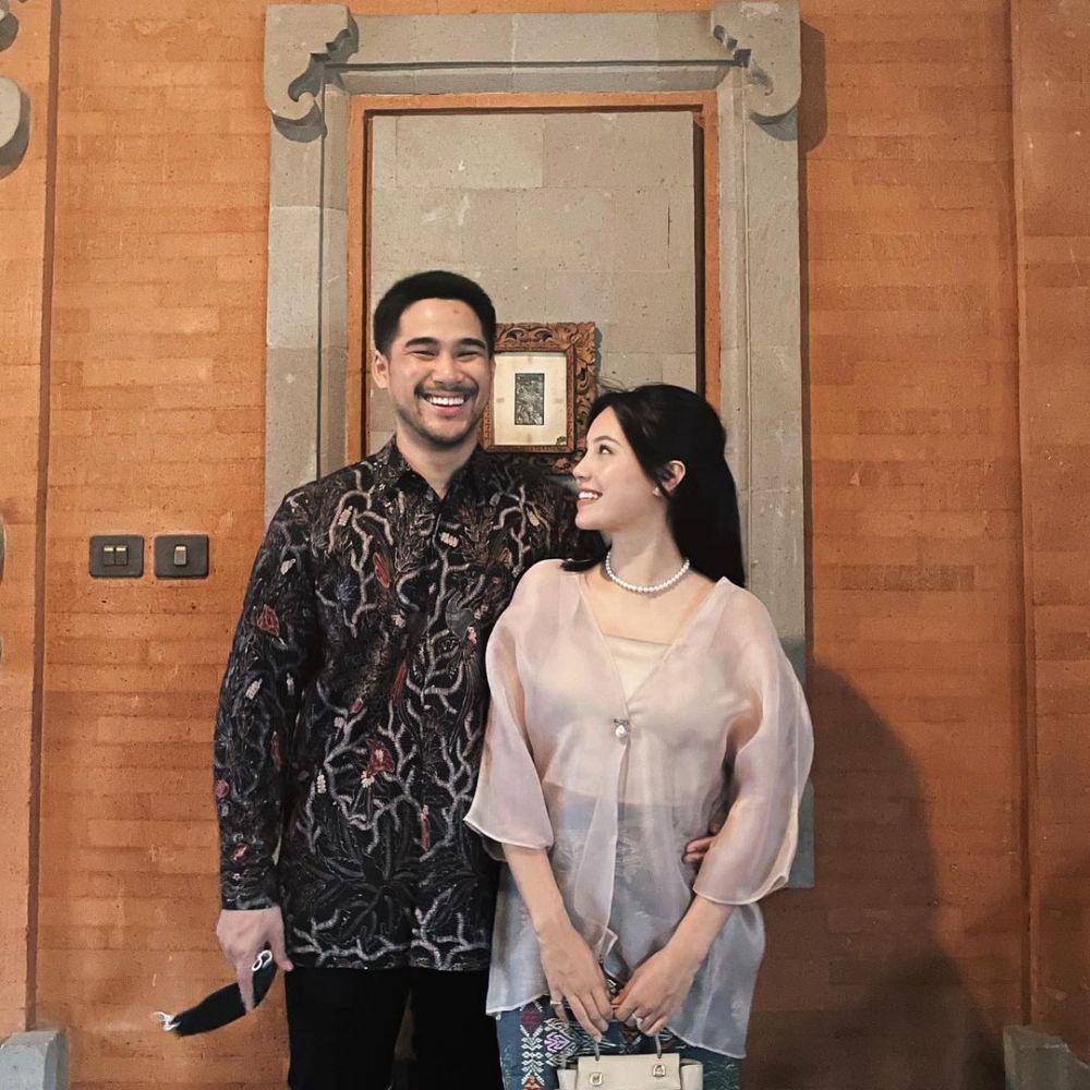 Anggika dan Omar (instagram.com/anggikabolsterli)