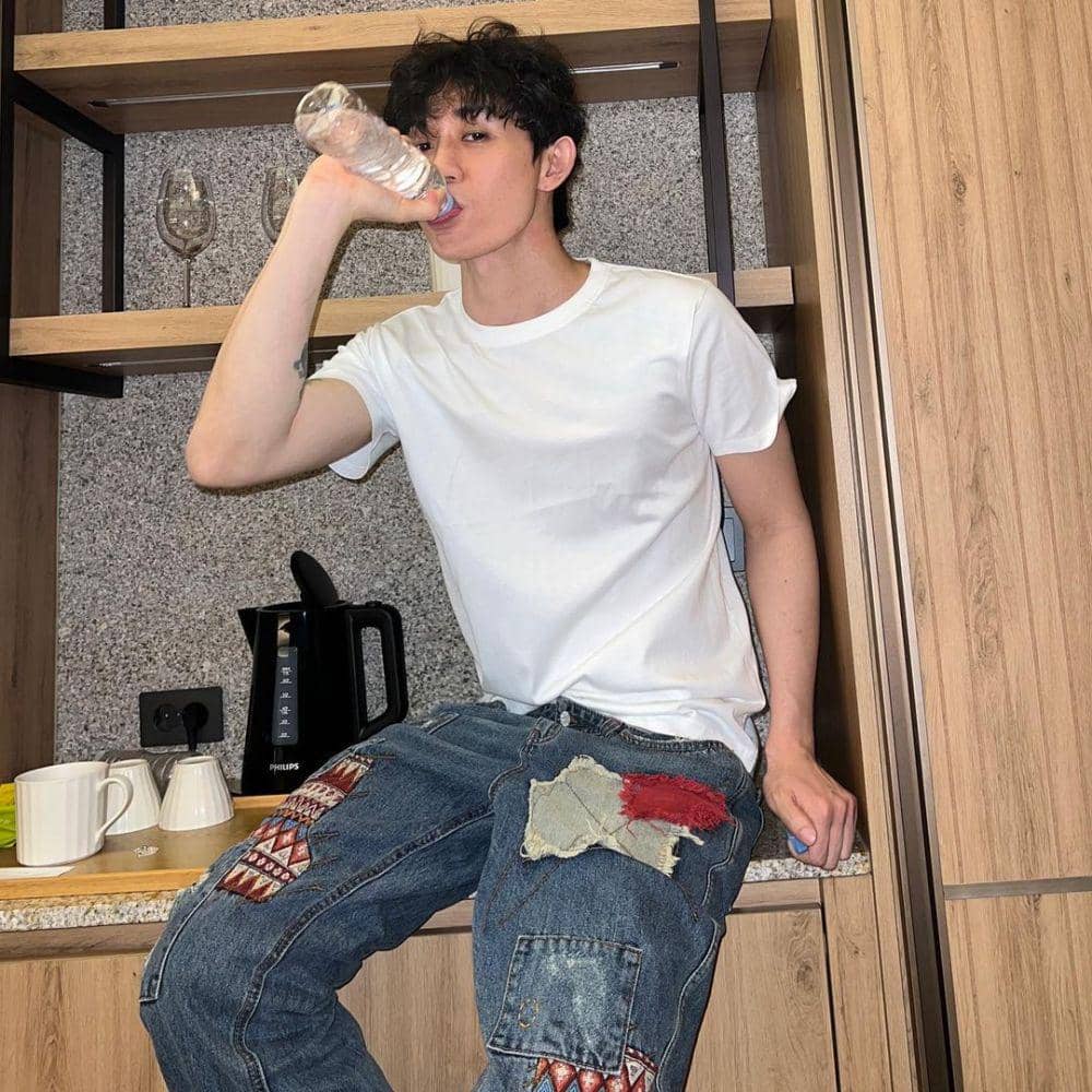 Code Kunst (instagram.com/code_kunst)