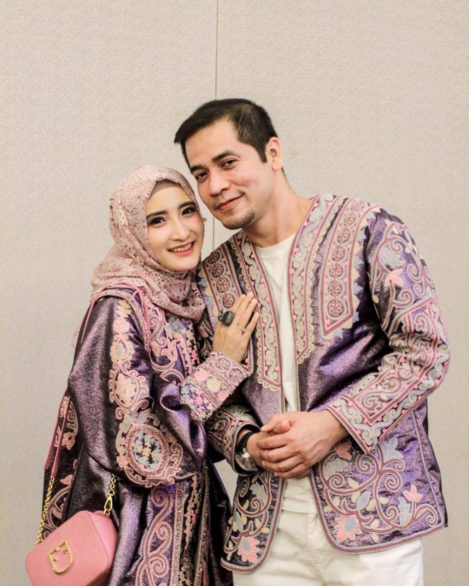 potret manis keluarga Chaca Thakya (instagram.com/chacathakya)
