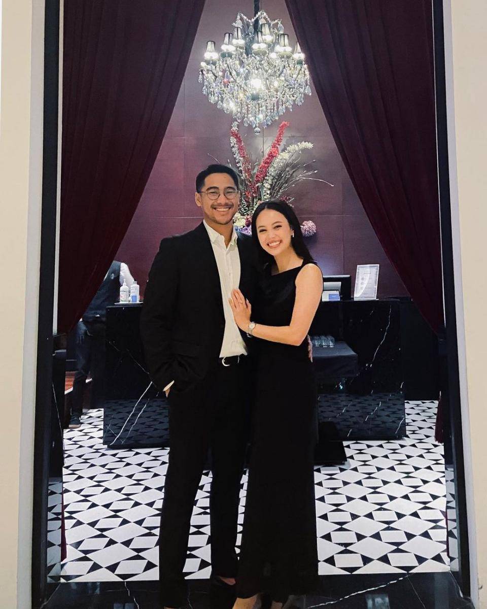 Anggika dan Omar (instagram.com/anggikabolsterli)