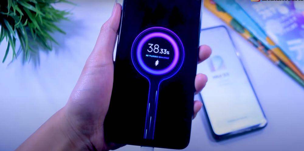 potret fast charging 80W (dok. youtube.com/Dio AB)